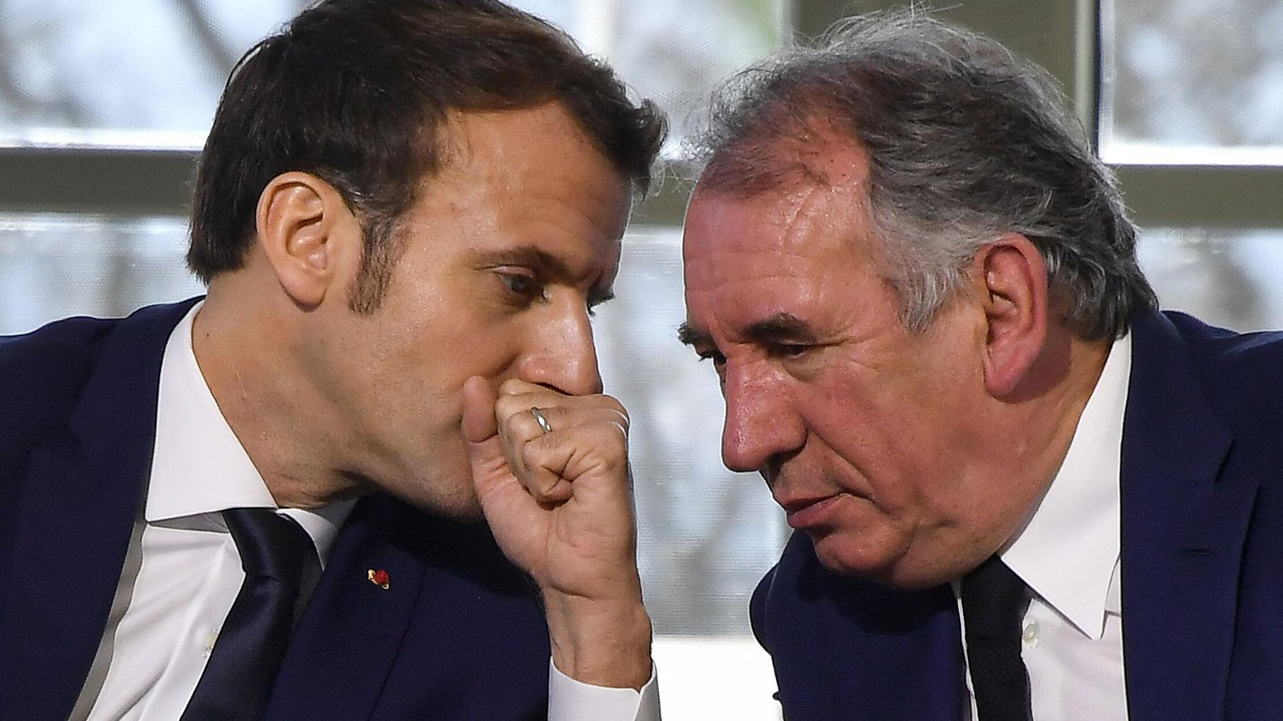 François Bayrou devient Premier ministre et fait battre à Emmanuel Macron un record qui en dit long