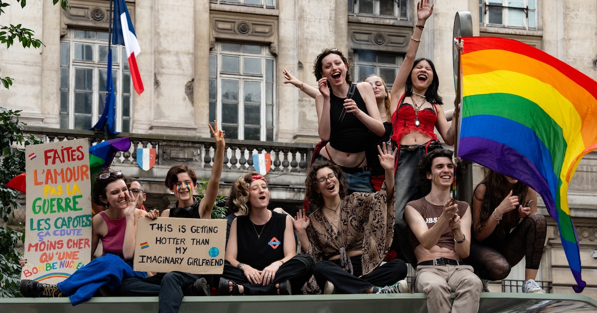 People are gathering during the Pride March in Paris, France, on June 29, 2024. On the eve of the first round of legislative elections, the organizers of the march are wanting to highlight the increase in transphobic acts and statements in public debate (Photo by Jerome Gilles/NurPhoto). (Photo by Jerome Gilles / NurPhoto / NurPhoto via AFP)