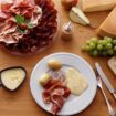 La raclette : quels fromages ? Quelle saison ? Quels légumes ? On a tranché cinq débats fondamentaux