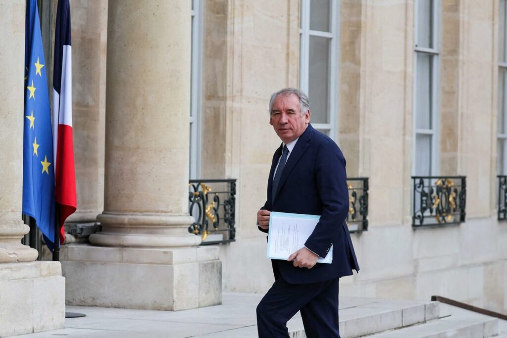 Nommé à Matignon, le Pyrénéen Bayrou peut-il franchir l’Everest ?