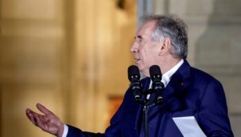 François Bayrou prend la parole pendant la cérémonie de passation à Matignon, le 13 décembre 2024