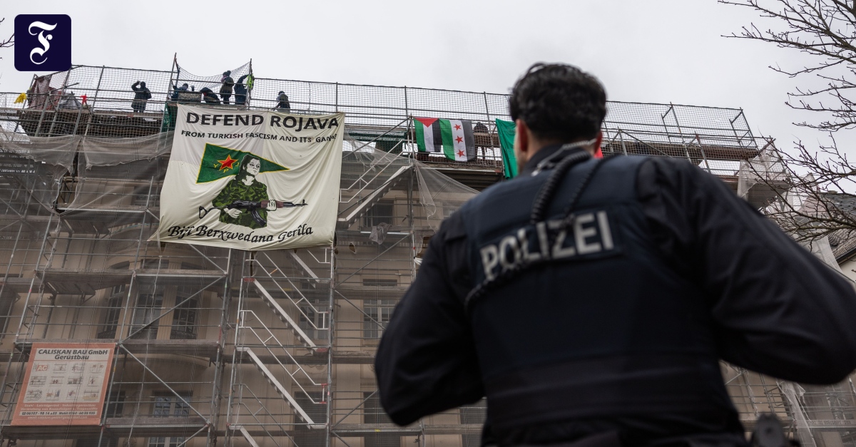 Hausbesetzer fordern: Frankfurt soll Partnerschaft mit Eskişehir beenden