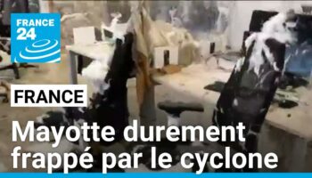 Mayotte durement frappé par le cyclone Chido, au moins deux morts