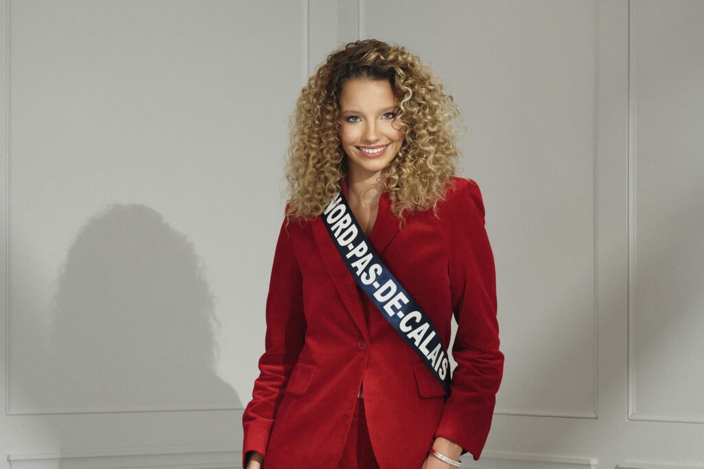 Miss France : d'origine algérienne par son père et marocaine par sa mère, cette candidate a été victime de haine en ligne