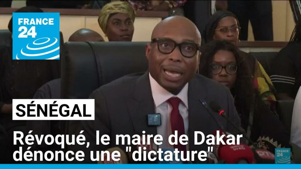 Sénégal: révoqué, le maire de Dakar évoque un recours et dénonce une "dictature"