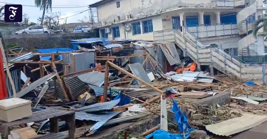 Französisches Überseegebiet: Hunderte Tote nach Zyklon „Chido“ auf Mayotte befürchtet