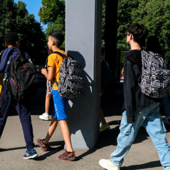 Stages de troisième : «Parfois, le stagiaire qui a l’air perdu ou insolent n’ose même pas demander où sont les toilettes»