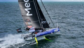 Vendée Globe : Charlie Dalin résiste en tête de la course, la Britannique Pip Hare démâte... Suivez la position des bateaux en direct