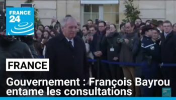 Composition d'un gouvernement : François Bayrou entame les consultations