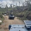 Cyclone Chido à Mayotte : pont aérien depuis La Réunion, hôpital de campagne… Comment s’organisent les secours ?