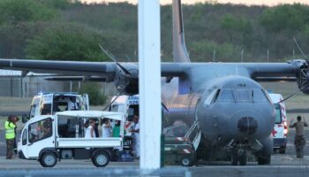 Cyclone Chido à Mayotte : les premiers patients « en situation urgente » évacués à La Réunion