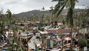 Un cyclone ravage Mayotte : les plus pauvres en première ligne face aux assauts climatiques