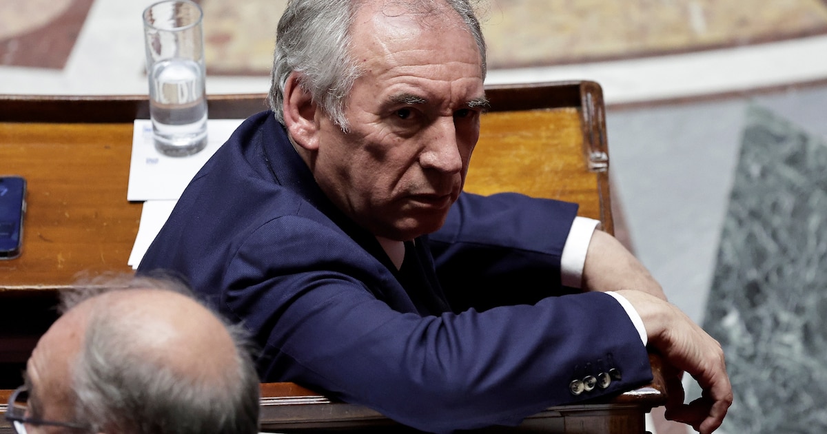 L’actu à La Loupe : François Bayrou, la Ve République et le désordre politique