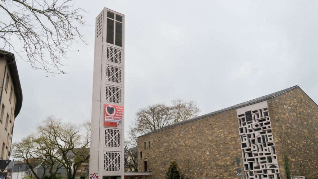 Nach Weihnachtsmarkt-Eklat – Kirchenvorstand der Darmstädter Gemeinde tritt zurück