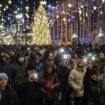 Géorgie : face à une répression qui se durcit, les manifestations antigouvernementales se poursuivent sous les décorations de fin d'année