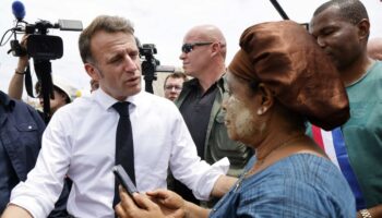 « La France mérite mieux que ça » : les oppositions s’indignent après les propos de Macron à Mayotte