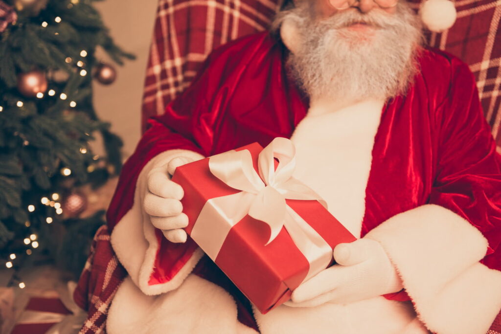 Dans cette région, le Père Noël a remplacé ce personnage adoré des enfants - ce n'est pas Saint Nicolas !