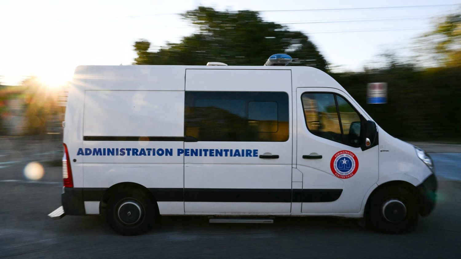 Un détenu de la prison de Poissy s'évade lors d'un transfèrement