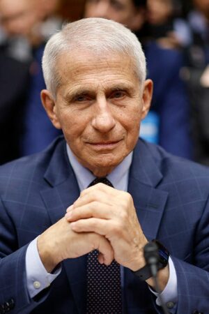 Fauci holds 'distinguished professor' role at DC university but hasn't taught one class: Report