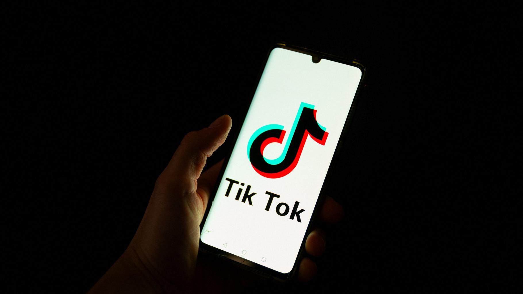 TikTok : l’Albanie « chasse le voyou » réseau social pendant un an, une première mondiale