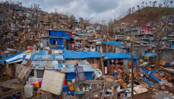 À Mayotte, après le cyclone Chido : « Un film d’horreur se déroule sous nos yeux »