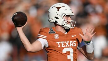 Texas holds off Clemson's comeback to advance in College Football Playoff