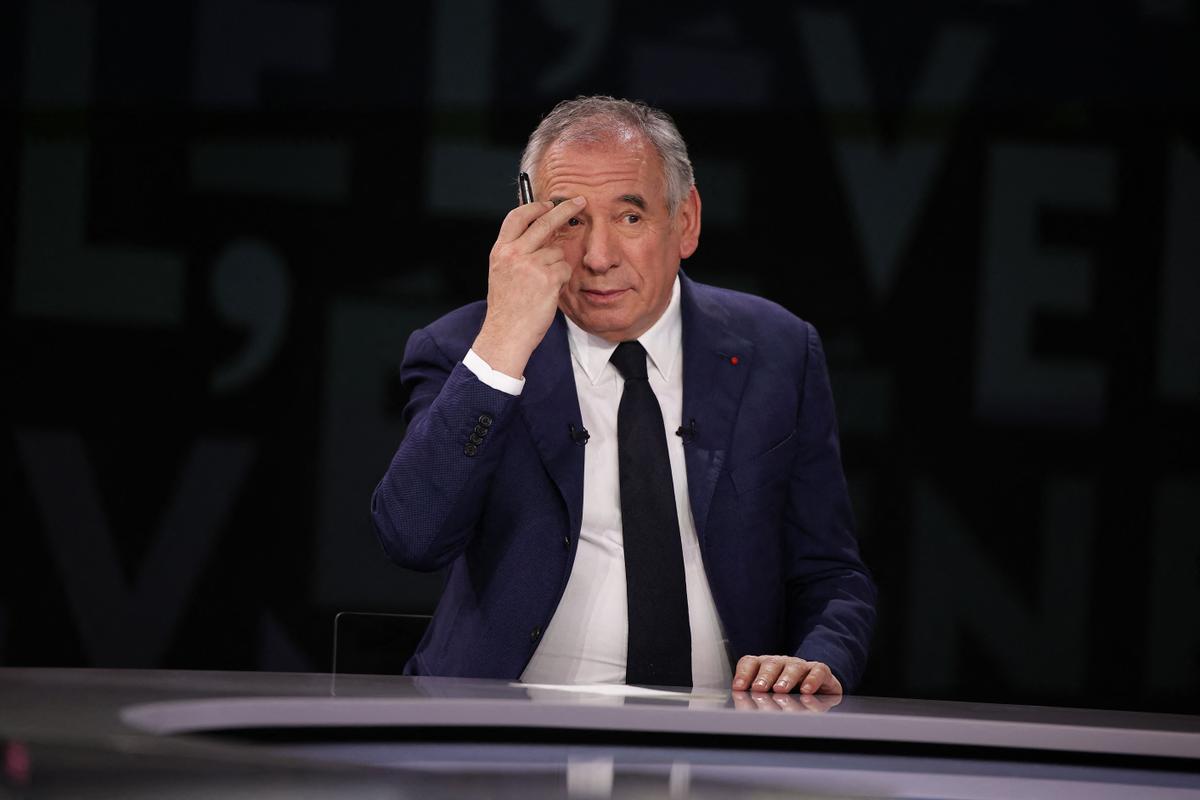 La composition du gouvernement Bayrou ne sera pas annoncée ce soir