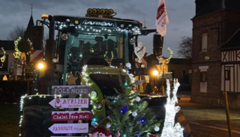 Colère agricole : des agriculteurs paradent aux couleurs de Noël pour remobiliser sur leurs revendications