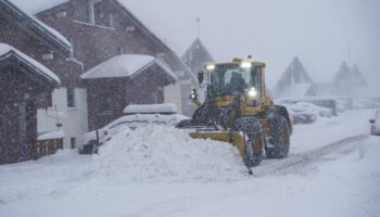 Une neige abondante tombe sur les Alpes, quatre départements en vigilance orange