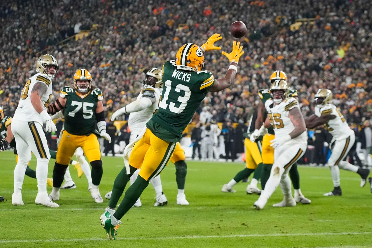 Green Bay Packers seal play-off spot with shut-out win over New Orleans Saints