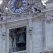 Noël : le pape François ouvre la porte sainte de la basilique Saint-Pierre