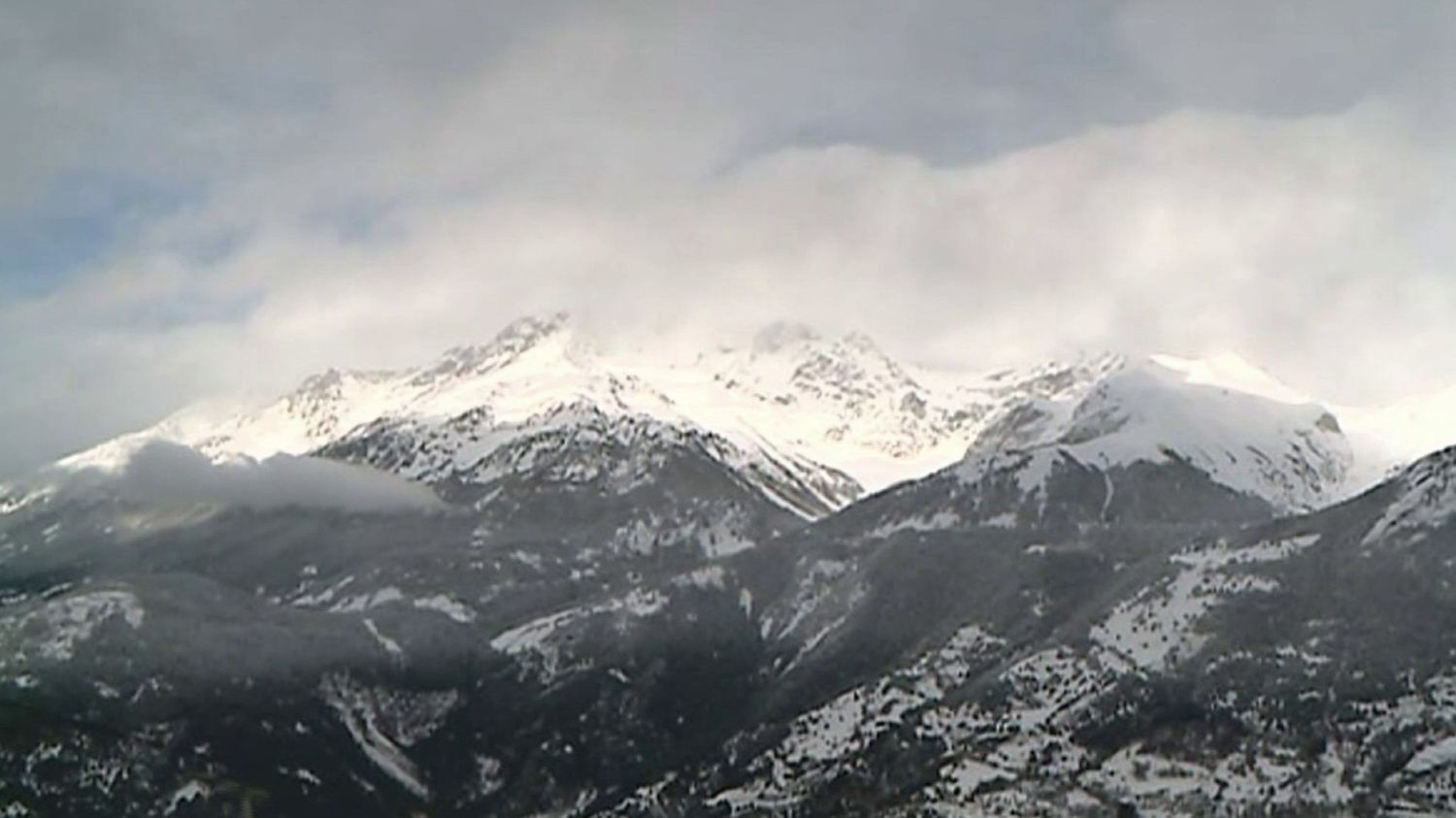 Savoie : une skieuse de 44 ans meurt dans une avalanche