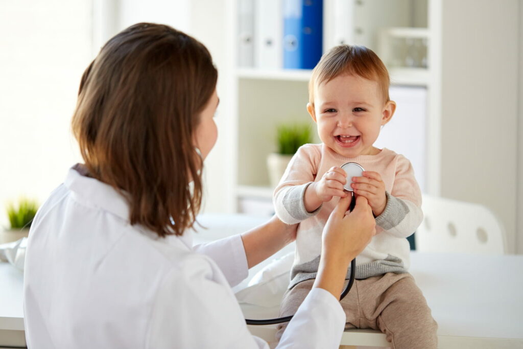 Les rendez-vous médicaux des enfants changent en 2025, voici ce qu'il faut retenir