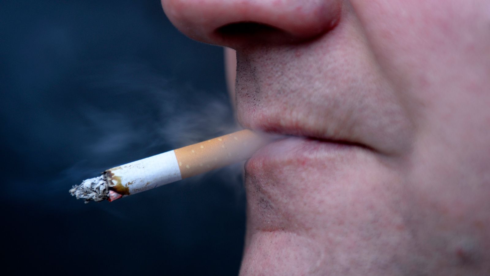 Smoking a single cigarette could take 20 minutes off life expectancy