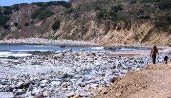 Police investigating after hiker finds badly decomposed body hundred of yards down California cliffside