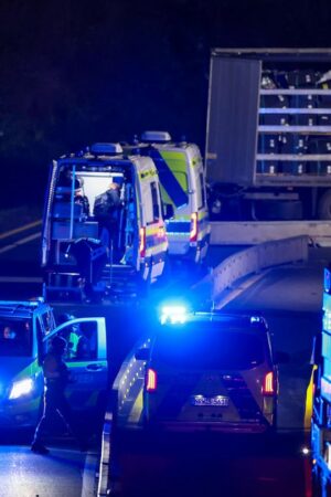 26 Verletzte, acht davon schwer: Crashfahrt auf der A1: Videoaufnahmen zeigen Ausmaß der Zerstörung