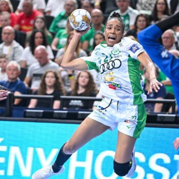 A Györ, au sein du « Real Madrid du handball », les Françaises touchent « le rêve d’une carrière »