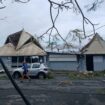 A Mayotte, les réseaux télécoms quasiment hors service après le passage du cyclone Chido