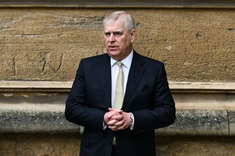 Affaire "très embarrassante": Un proche du prince Andrew soupçonné d'espionner pour la Chine