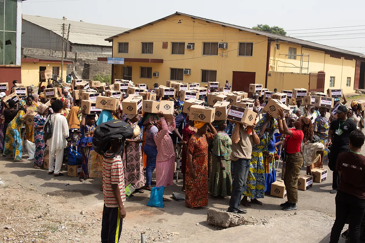 Al menos 32 muertos, incluidos cuatro niños, en dos estampidas durante dos repartos de alimentos en Nigeria