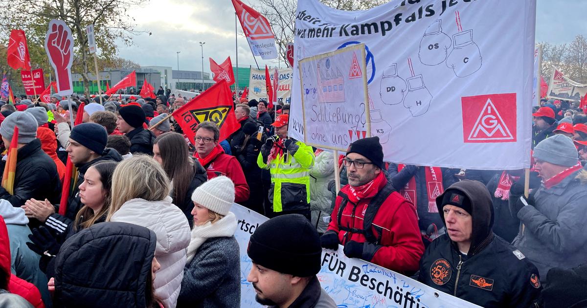 Allemagne : les salariés de Volkswagen en grève pour sauver leurs usines