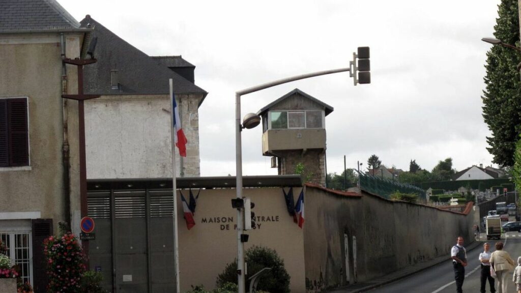 Après 14 ans à la Centrale de Poissy, un détenu s’évade lors d’un rendez-vous au consulat du Maroc à Pontoise