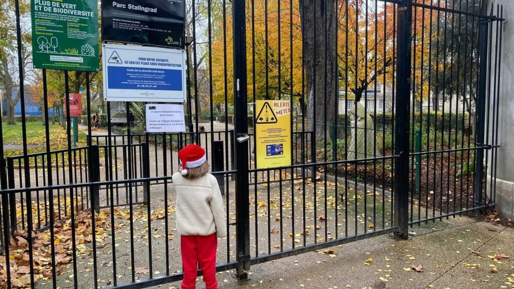 Aubervilliers : pollué au plomb, le square Stalingrad, poumon vert de la ville, ferme trois mois