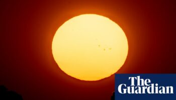 Australia weather: after hottest spring on record, a very warm and humid start to summer forecast