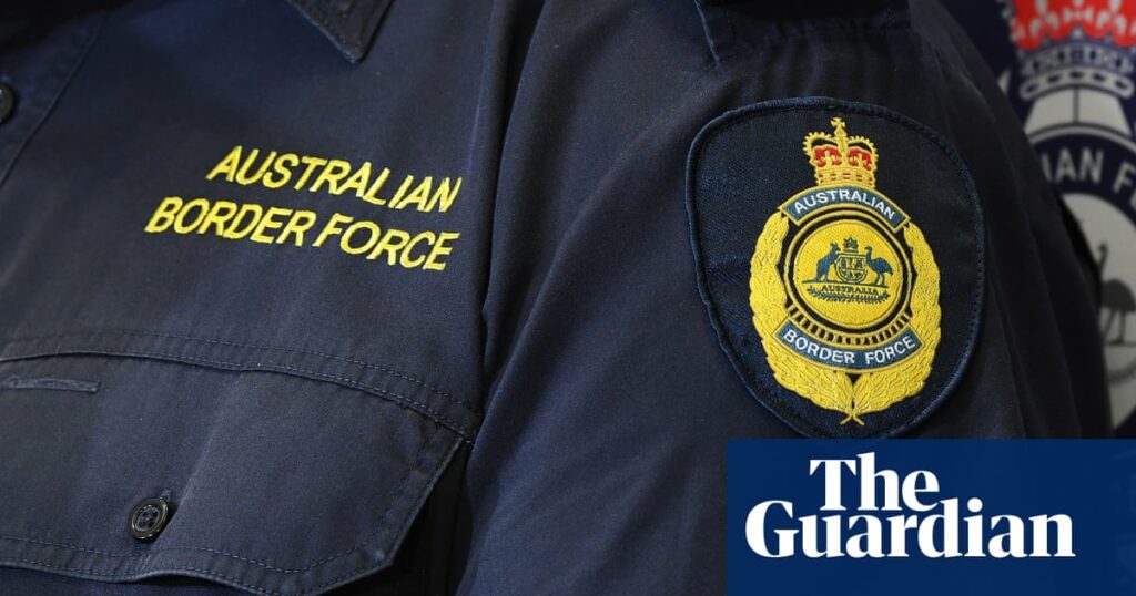 Australian Border Force slammed by ombudsman for injecting ex-detainee with drug during deportation