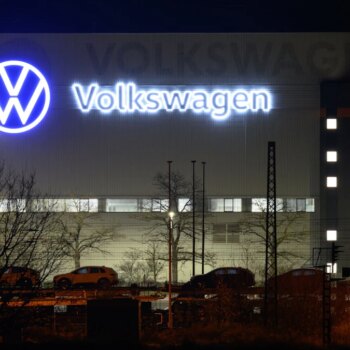 Autoindustrie: Warnstreiks bei VW an neun Standorten