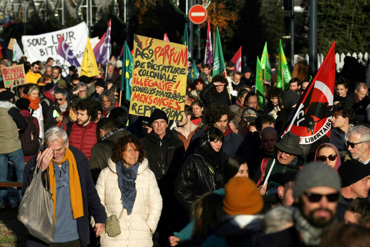 Autoroute A69 : à Toulouse, des manifestants demandent une suspension du chantier