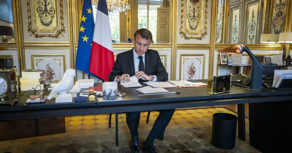 Avec ses vœux, Macron espère tourner la page d’une annus horribilis