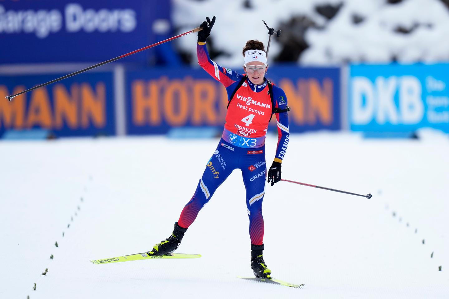 Biathlon : Lou Jeanmonnot remporte la poursuite d’Hochfilzen