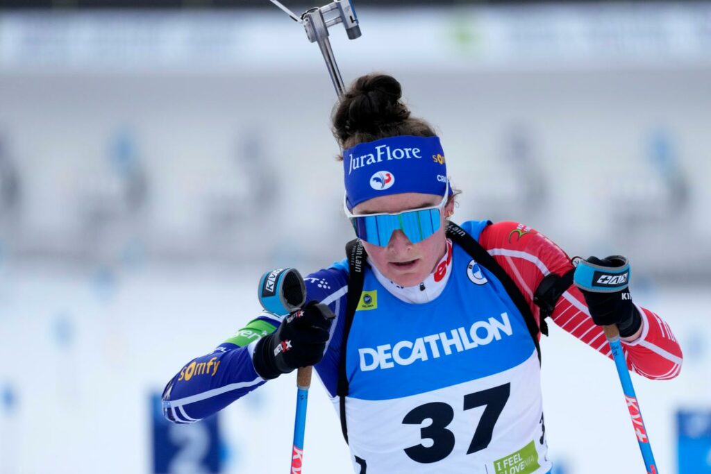 Biathlon : Lou Jeanmonnot remporte l’individuel de l’étape de Coupe du monde de Kontiolahti